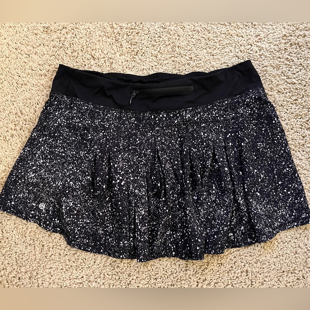 Lululemon Circuit Breaker skirt 12 Tall